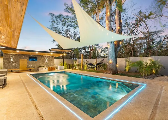 Viilla Wahoo - Luxury 4br With Pool Playa Grande, 300m To Refundores