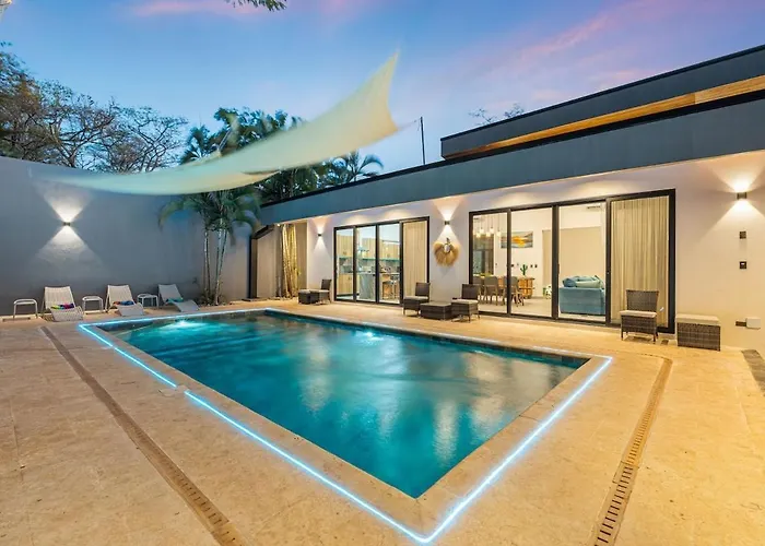 Viilla Wahoo - Luxury 4br With Pool Playa Grande, 300m To Refundores