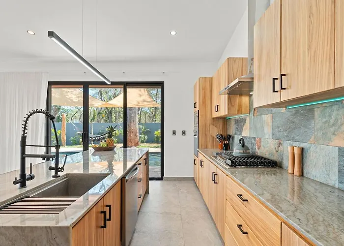 Villa Viilla Wahoo - Luxury 4br With Pool Playa Grande, 300m To Refundores