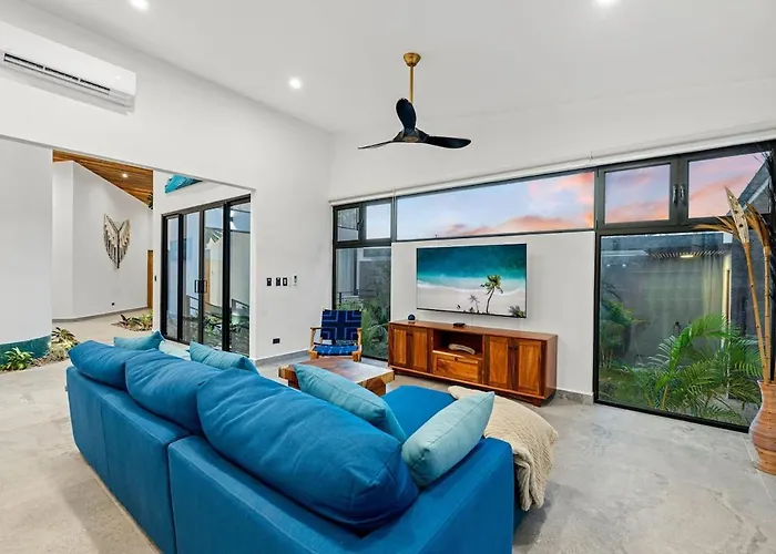 Villa Viilla Wahoo - Luxury 4br With Pool Playa Grande, 300m To Refundores